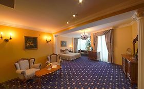 Grand London Varna