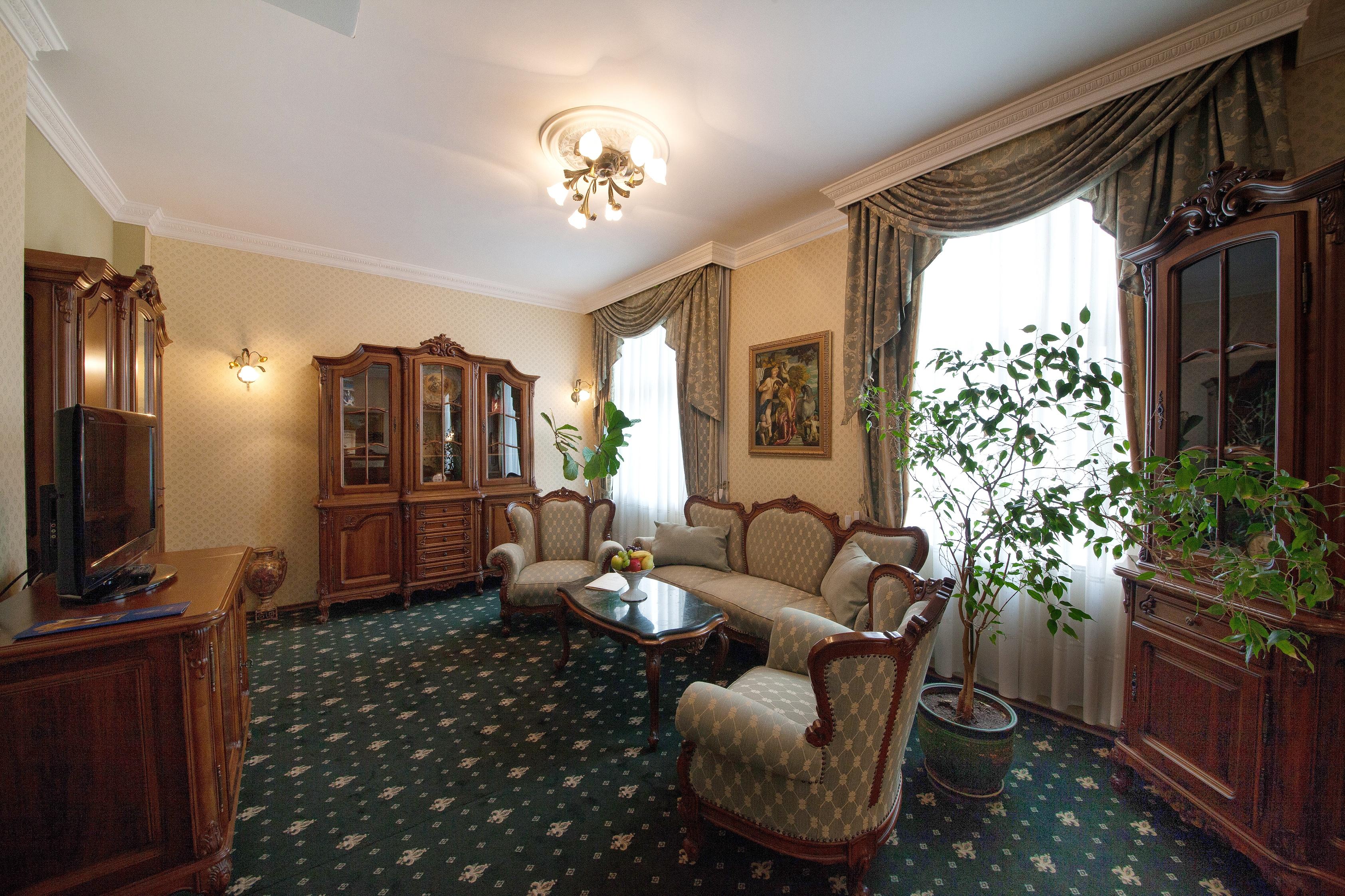 Grand Hotel London Varna Exterior foto A living room in a hotel