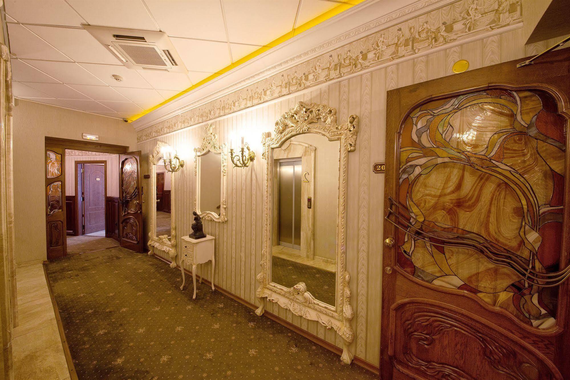Grand Hotel London Varna Exterior foto Interior of the hotel